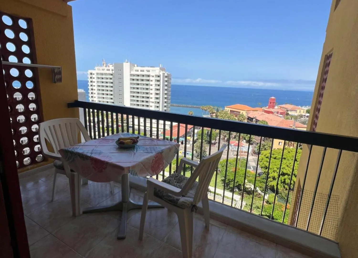 Bobo Beach Tenerife Holiday Apartment Las Americas Playa Fanabe Spain