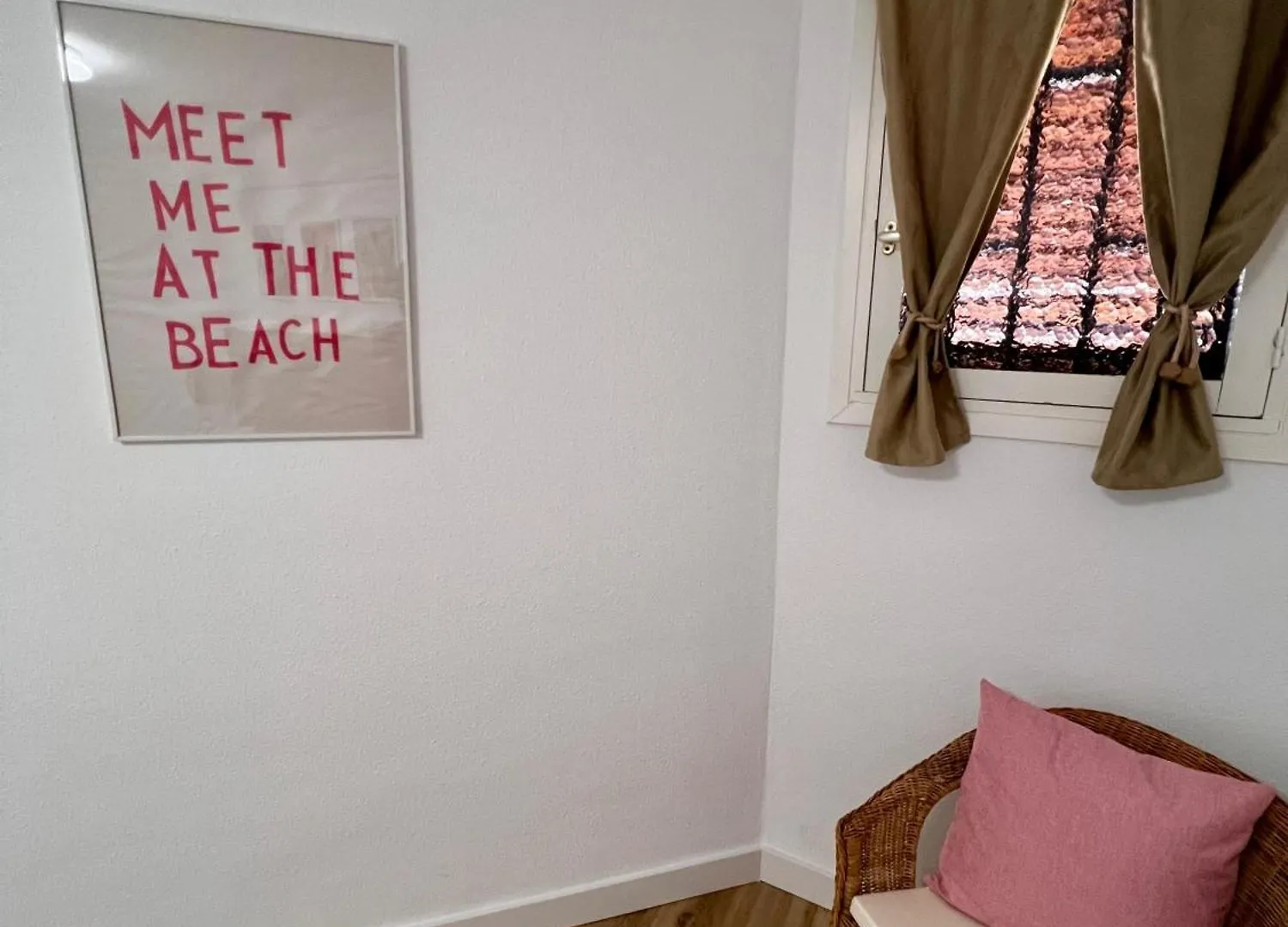 Bobo Beach Tenerife Holiday Apartment Las Americas Playa Fanabe 0*,  Spain