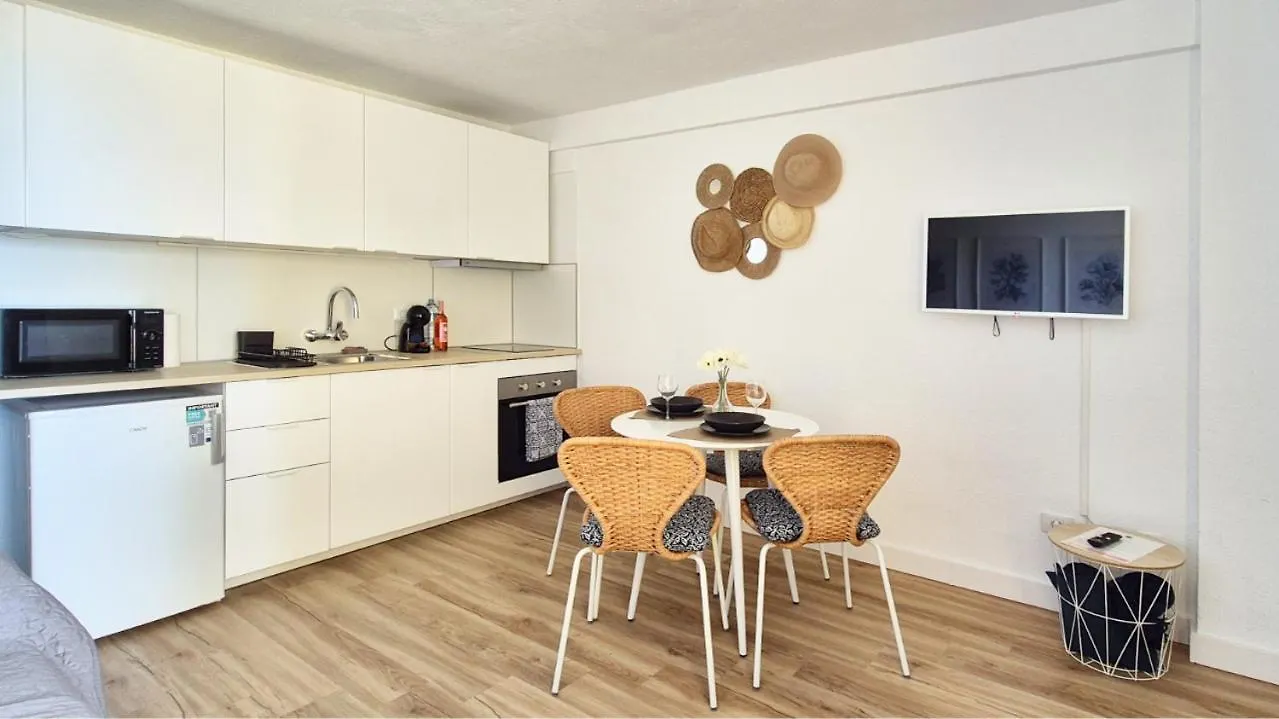 Bobo Beach Tenerife Holiday Apartment Las Americas Playa Feñabe